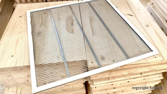 absperrgitter_verpresst Absperrgitter Beespace optimiert