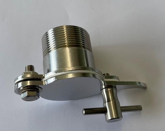 5766 CFM-Quetschhahn 1 1/2" Außengewinde